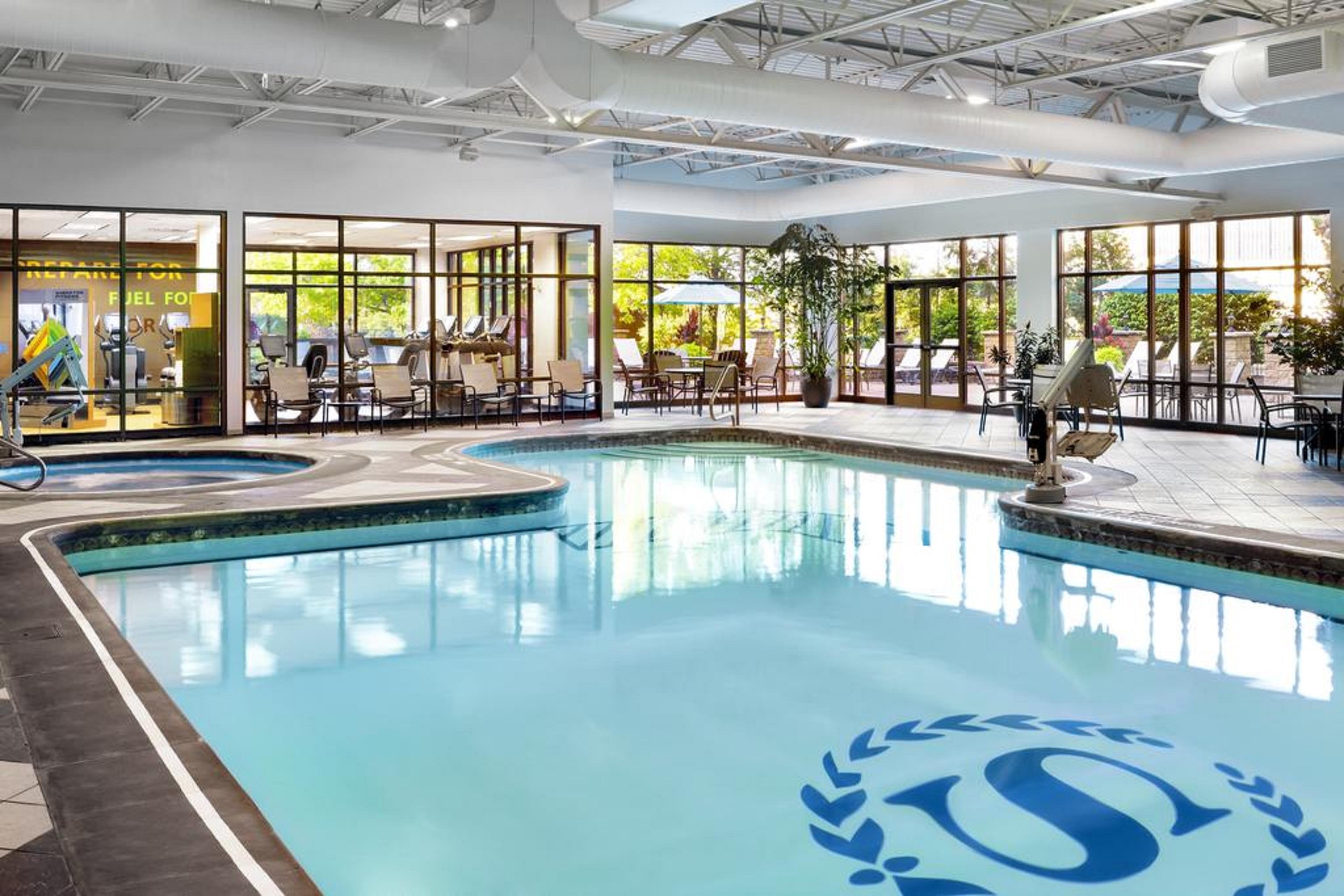 Sheraton Pittsburgh Hotel At Station Square Екстер'єр фото