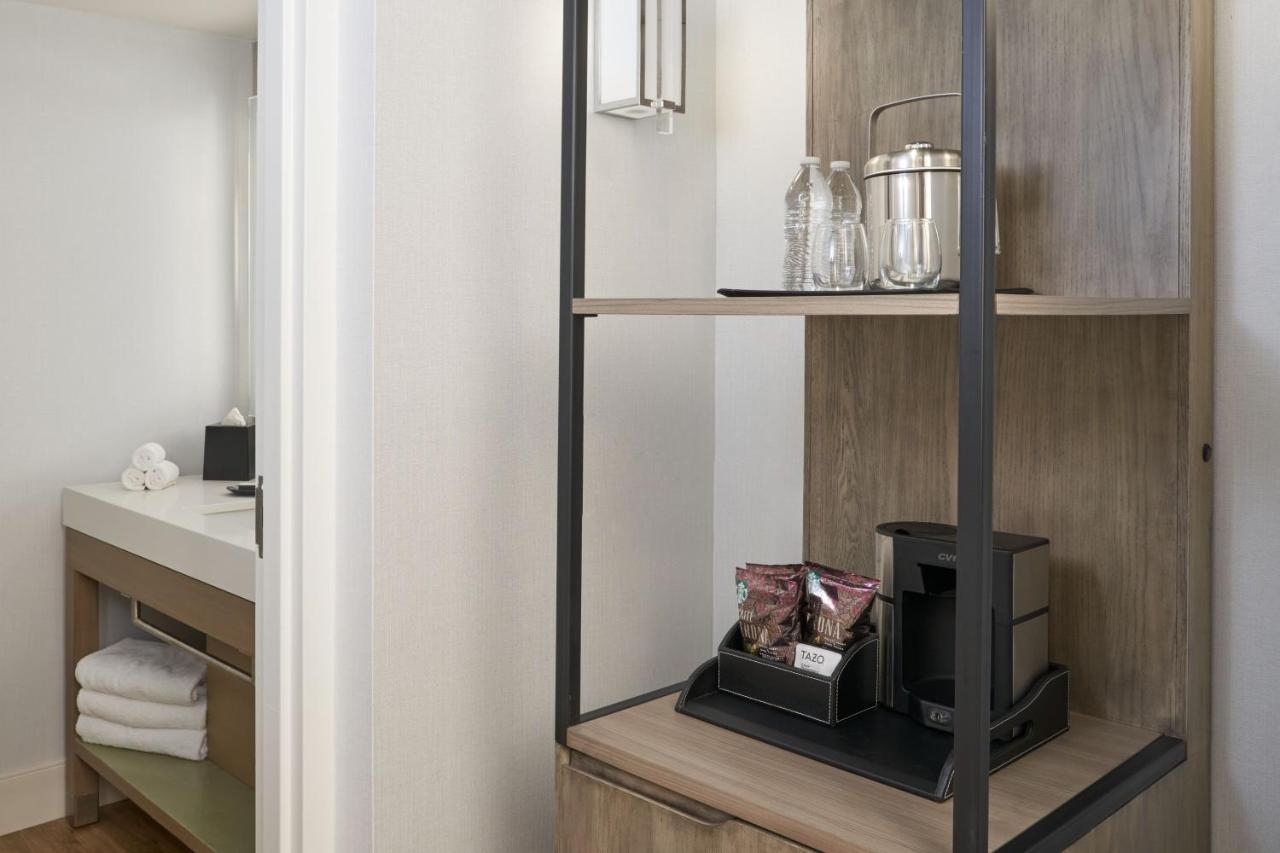 Sheraton Pittsburgh Hotel At Station Square Екстер'єр фото
