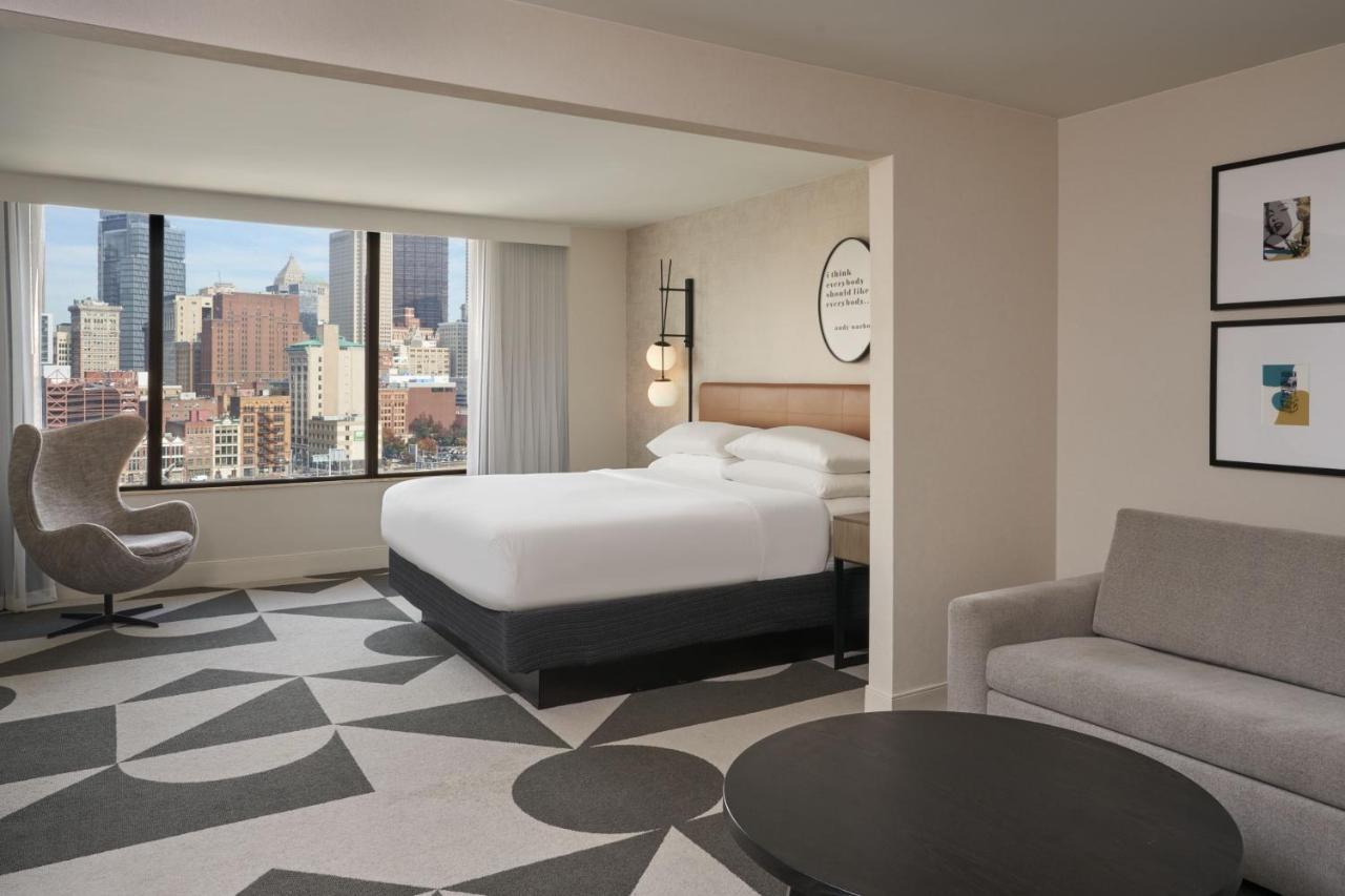 Sheraton Pittsburgh Hotel At Station Square Екстер'єр фото