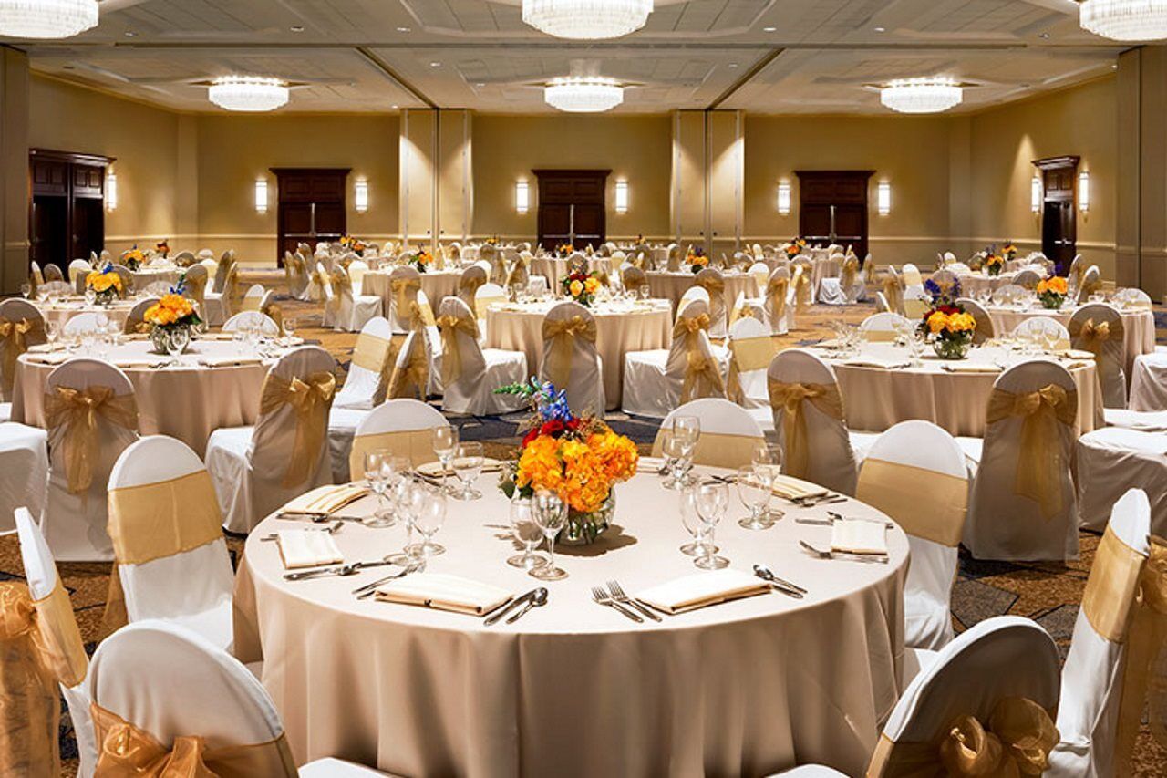 Sheraton Pittsburgh Hotel At Station Square Екстер'єр фото